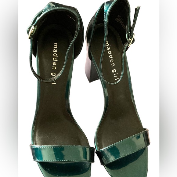 Dress Sandals- Madden Girl Block Hill Dress Sandals NWOT (9M) - Picture 4 of 5